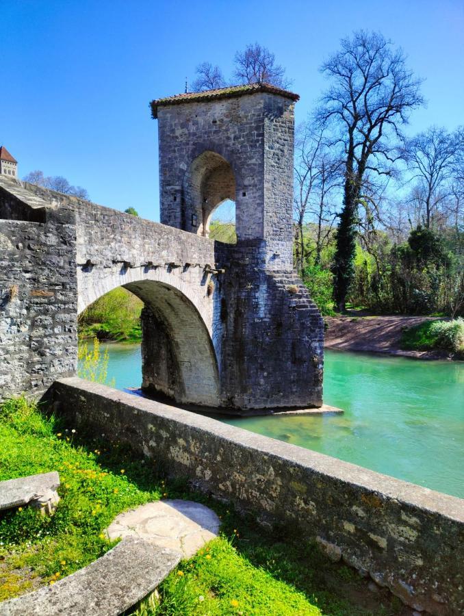 Апартаменты Entre Galets Sauveterre-de-Bearn Экстерьер фото